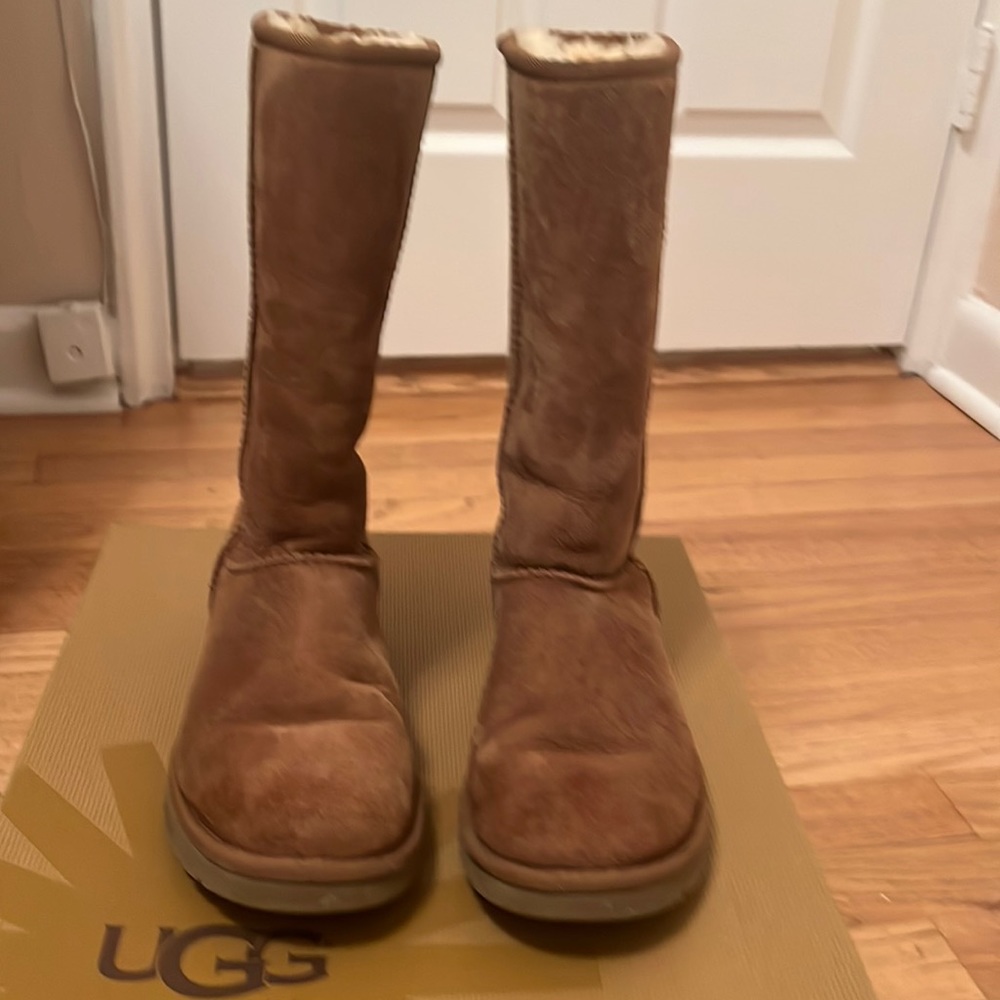 UGG CLASIC TALL BOOTS